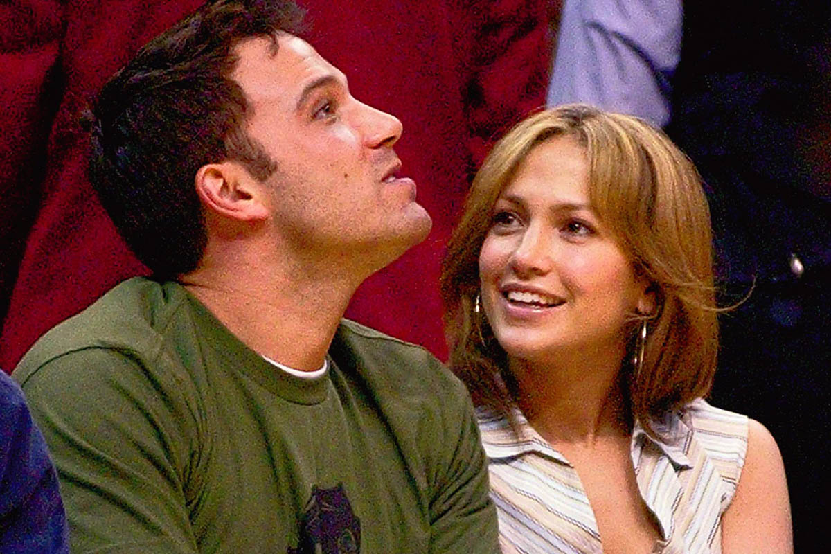 Actors Ben Affleck and Jennifer Lopez sit together during Game 4 of the Western Conference Semifinals between the Los Angeles Lakers and the San Antonio Spurs, Sunday, May 11, 2003, in Los Angeles. The Lakers won, 99-95, to even the series at 2-2. (AP Photo/Mark J. Terrill)