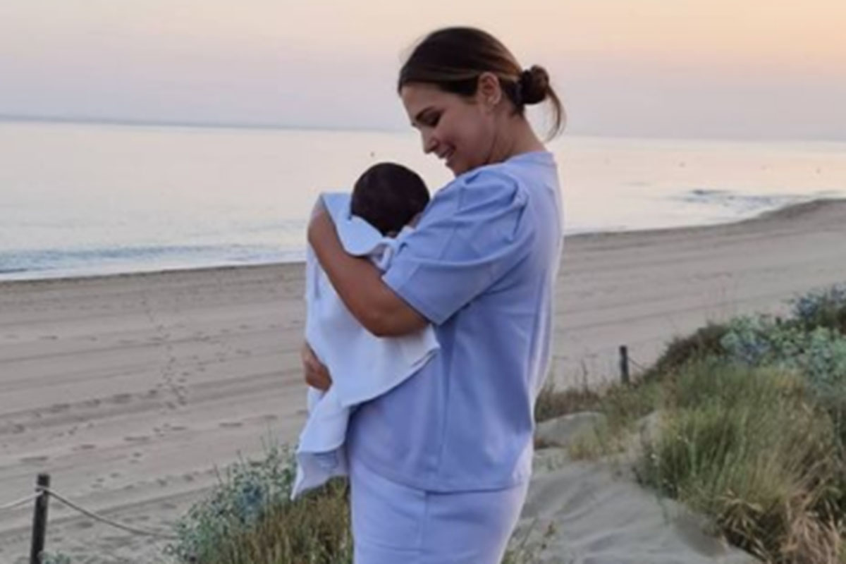 Paula Echevarría comparte la primera vez de su bebé cerca del mar