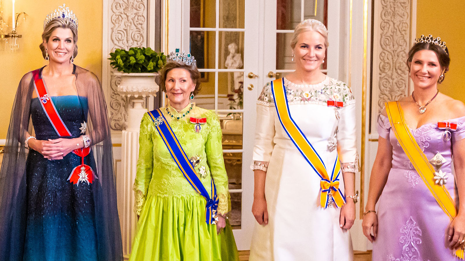 Duelo de tiaras: Máxima de Holanda saca los zafiros y Mette-Marit de Noruega contraataca con brillantes