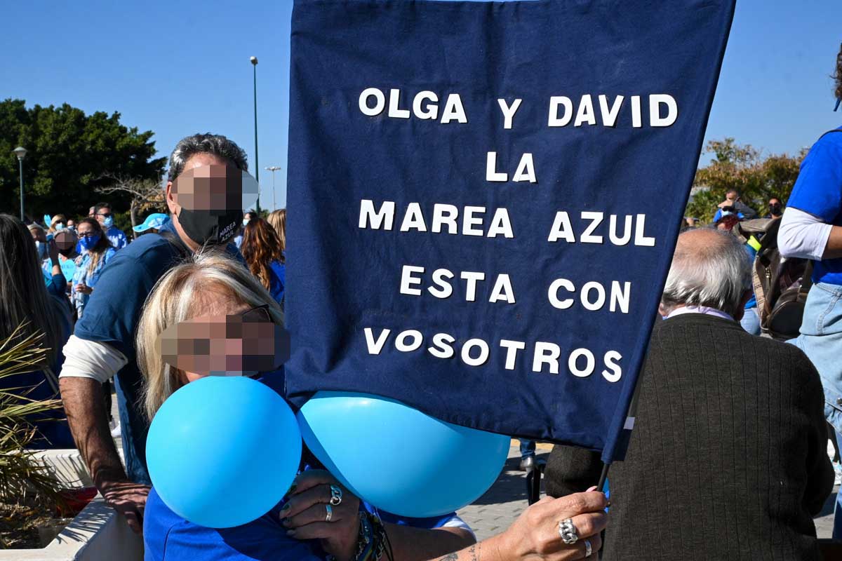 Antonio David Flores marea azul