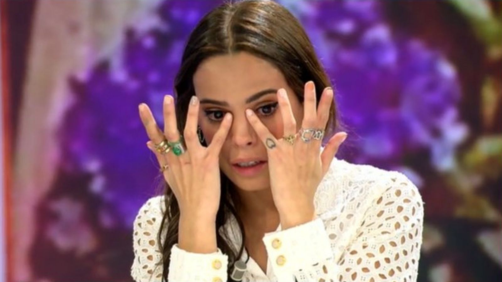 Gloria Camila lágrimas