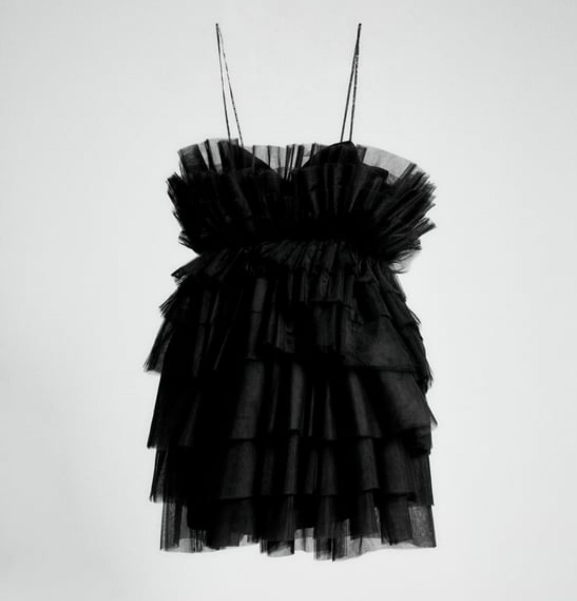 Vestido negro Zara