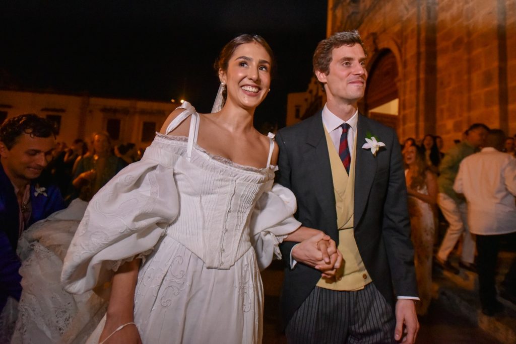 Claudia Echevarría y Josef-Emanuel de Liechtenstein en día de su boda en Colombia el 25 de marzo