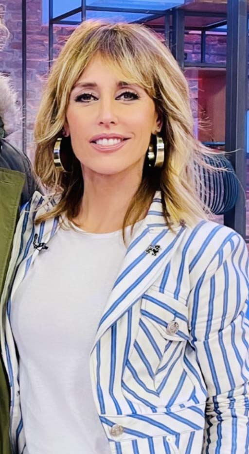 Emma García blazer