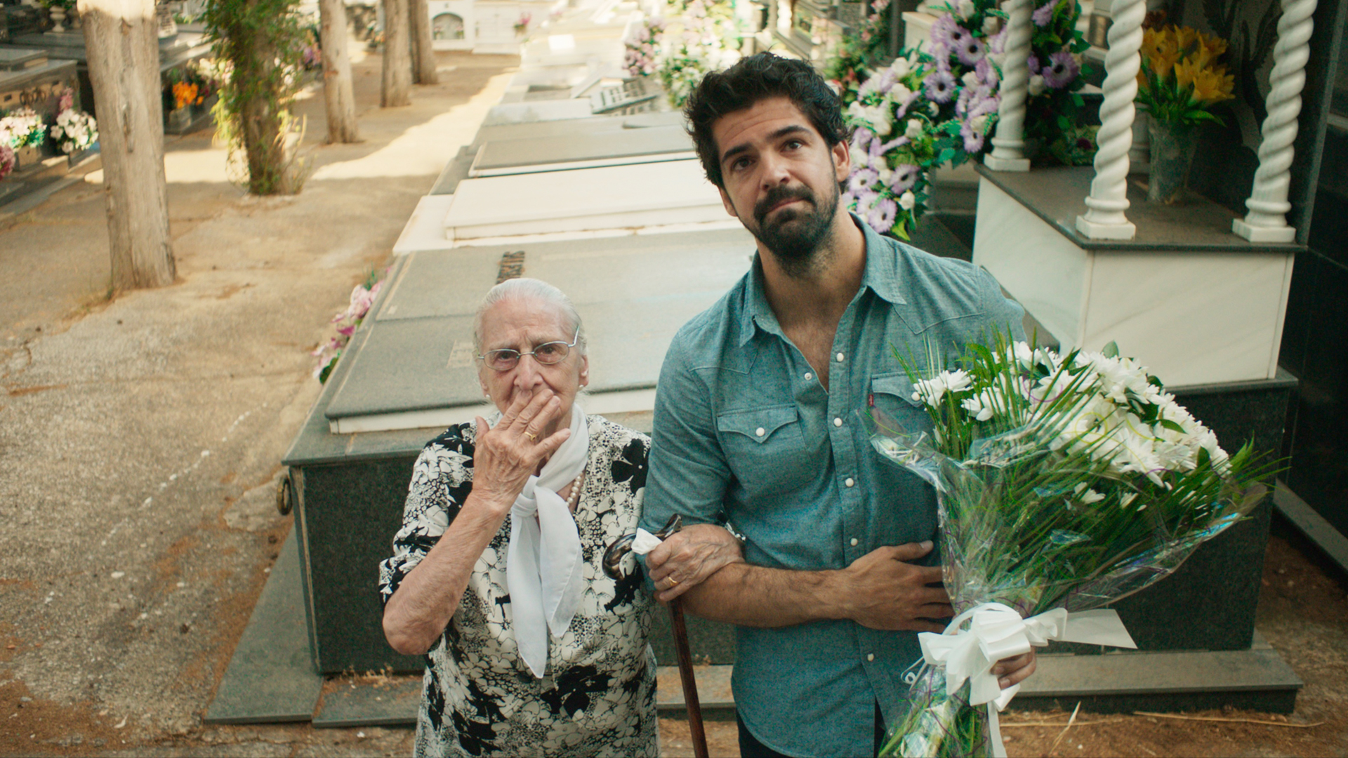 Imagen de Miguel Ángel Muñoz estrena su documental '100 días con la tata' en Filmin