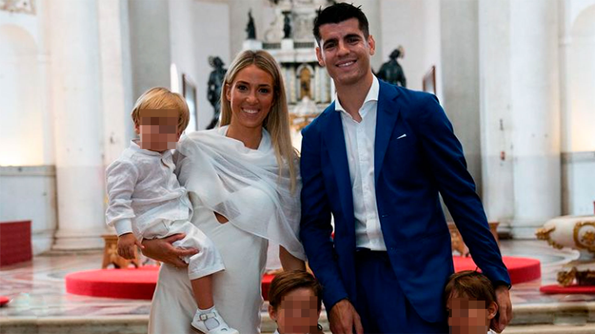 Alice Campello y Álvaro Morata bautizan a sus hijos en la misma iglesia en la que se casaron