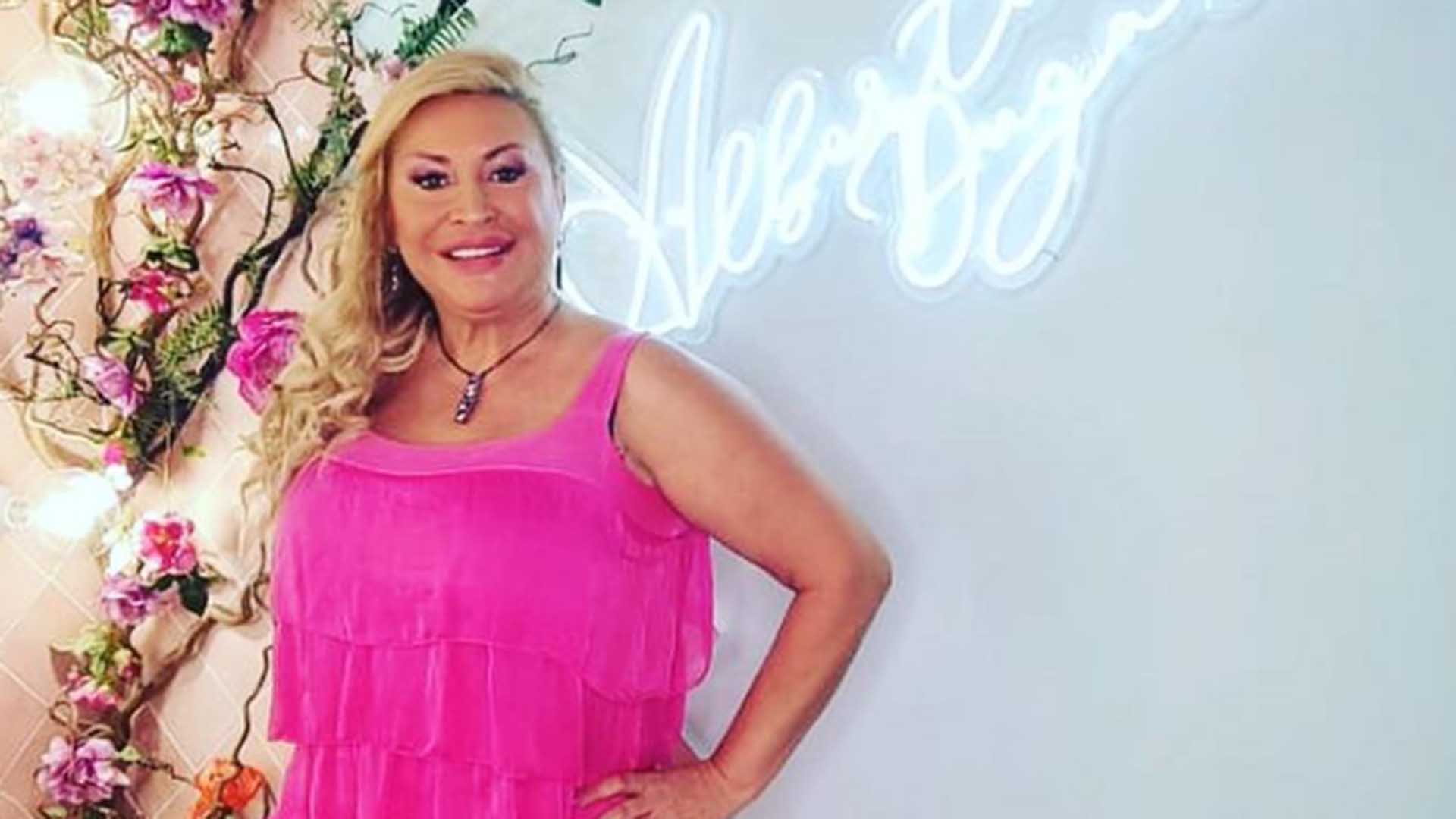 Raquel Mosquera atiza a Rocío Carrasco: “Dependía de Antonio David y ahora del segundo marido”