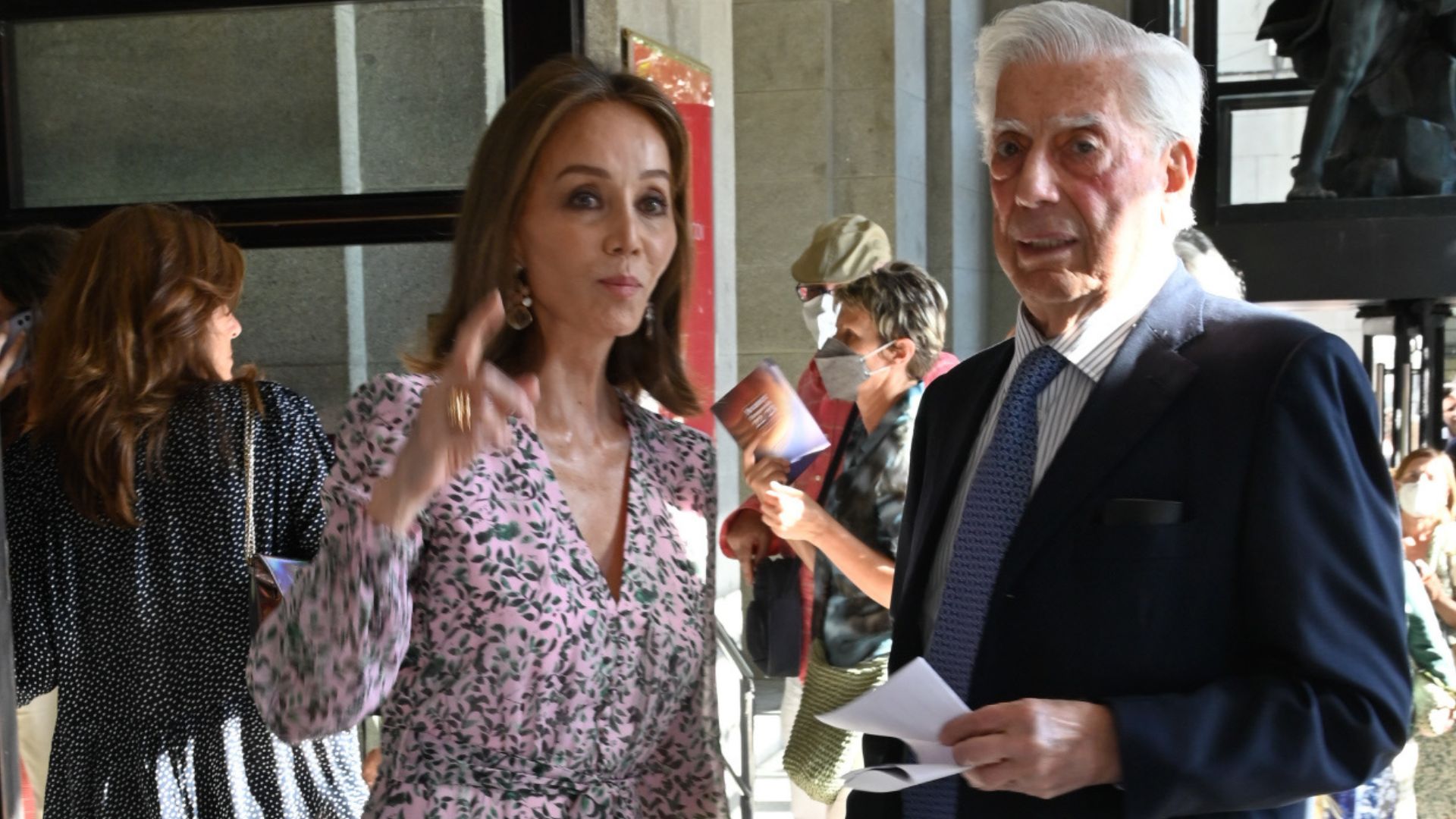 Isabel Preysler y Mario Vargas Llosa reaparecen juntos y acallan los rumores de crisis