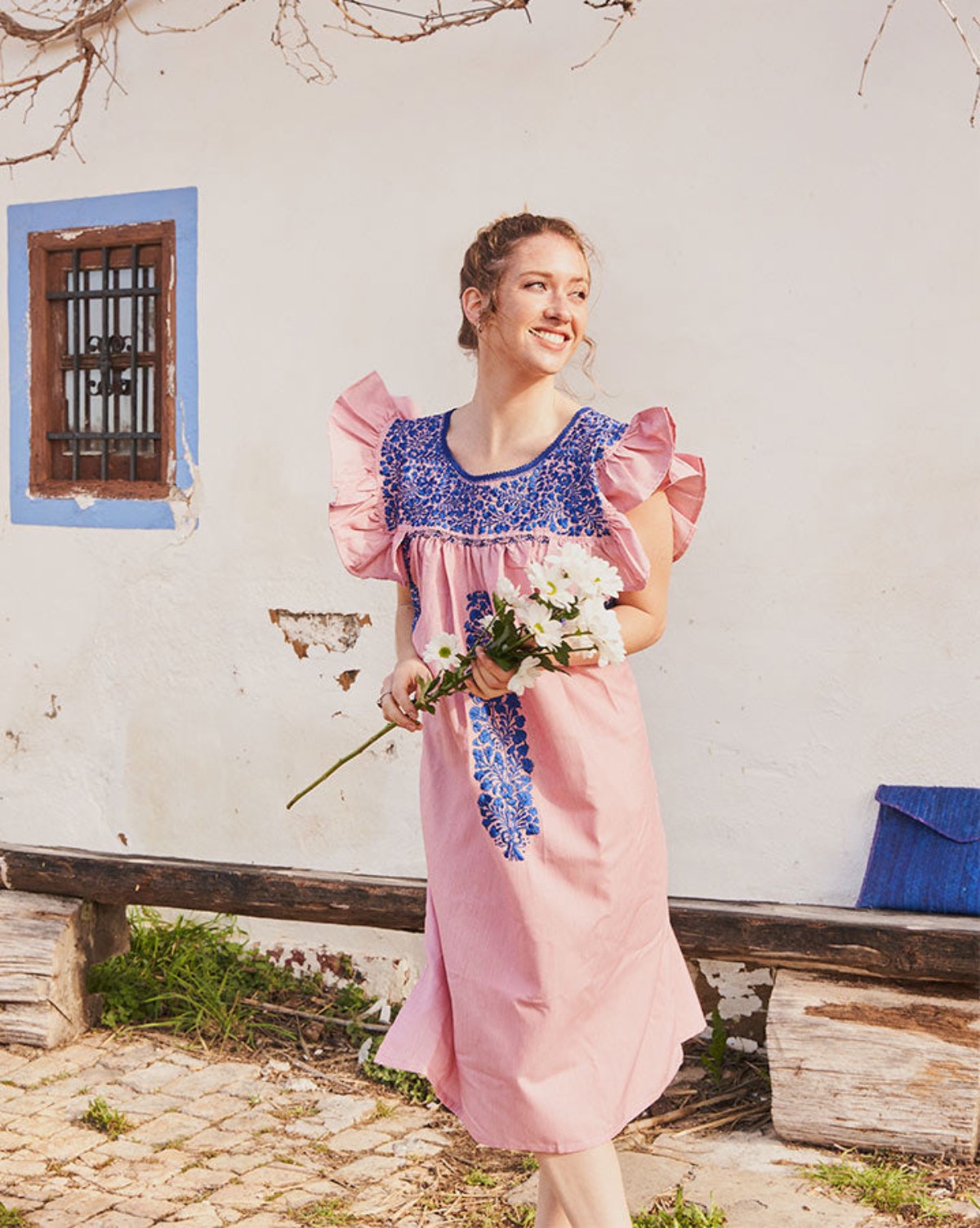 vestido-mexicano-bordado-rosa-y-azul-monte-alban-f