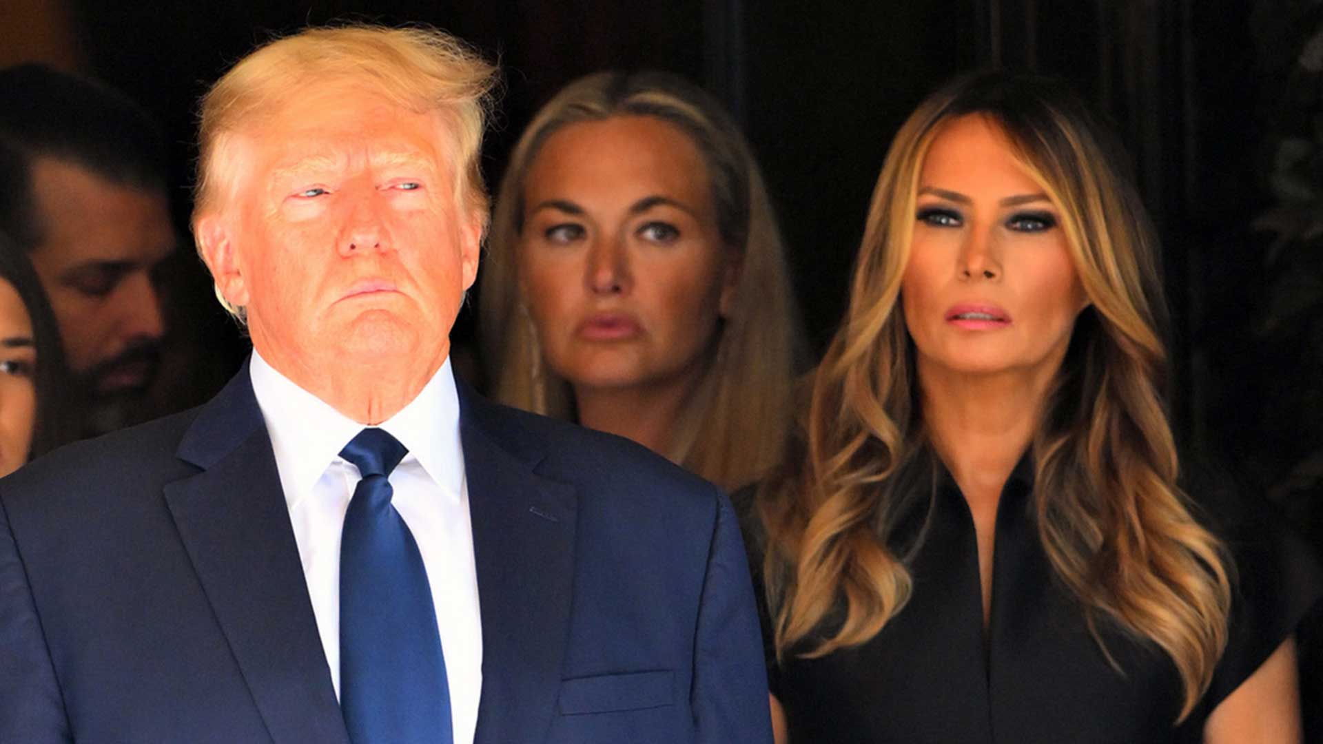 Melania y Donald Trump asisten al funeral de Ivana Trump