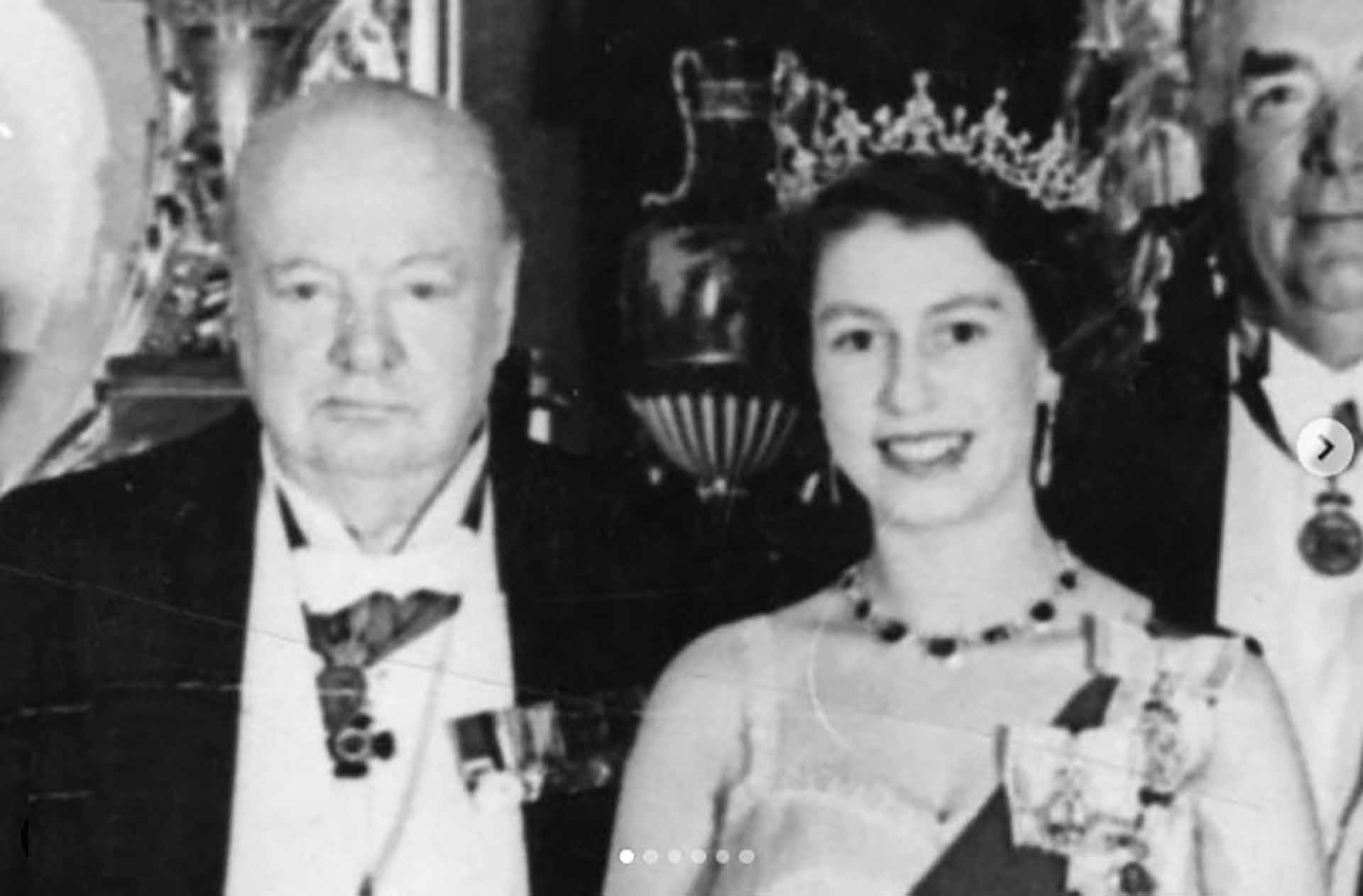 Isabel II Winston Churchill