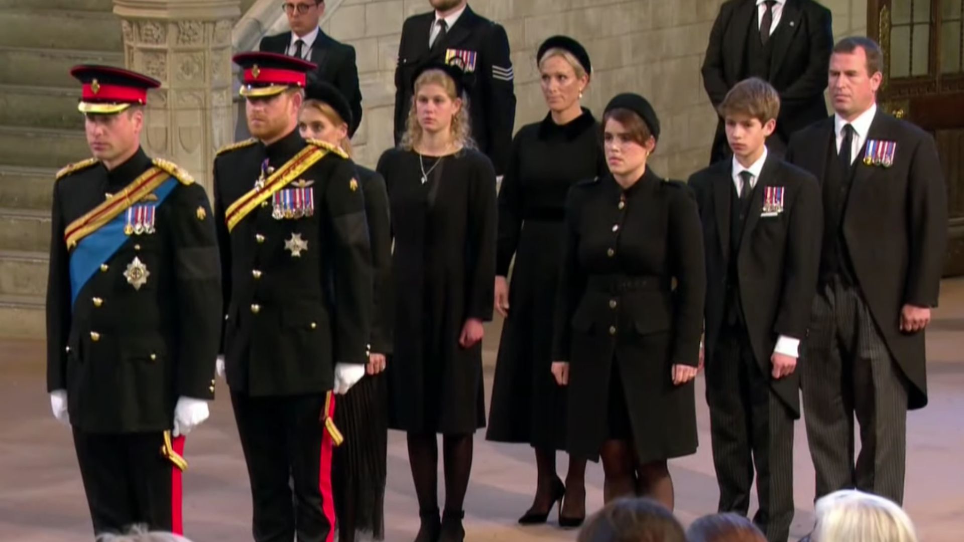 Guillermo, Harry y sus seis primos, juntos en la vigilia por Isabel II: el adiós a su abuela