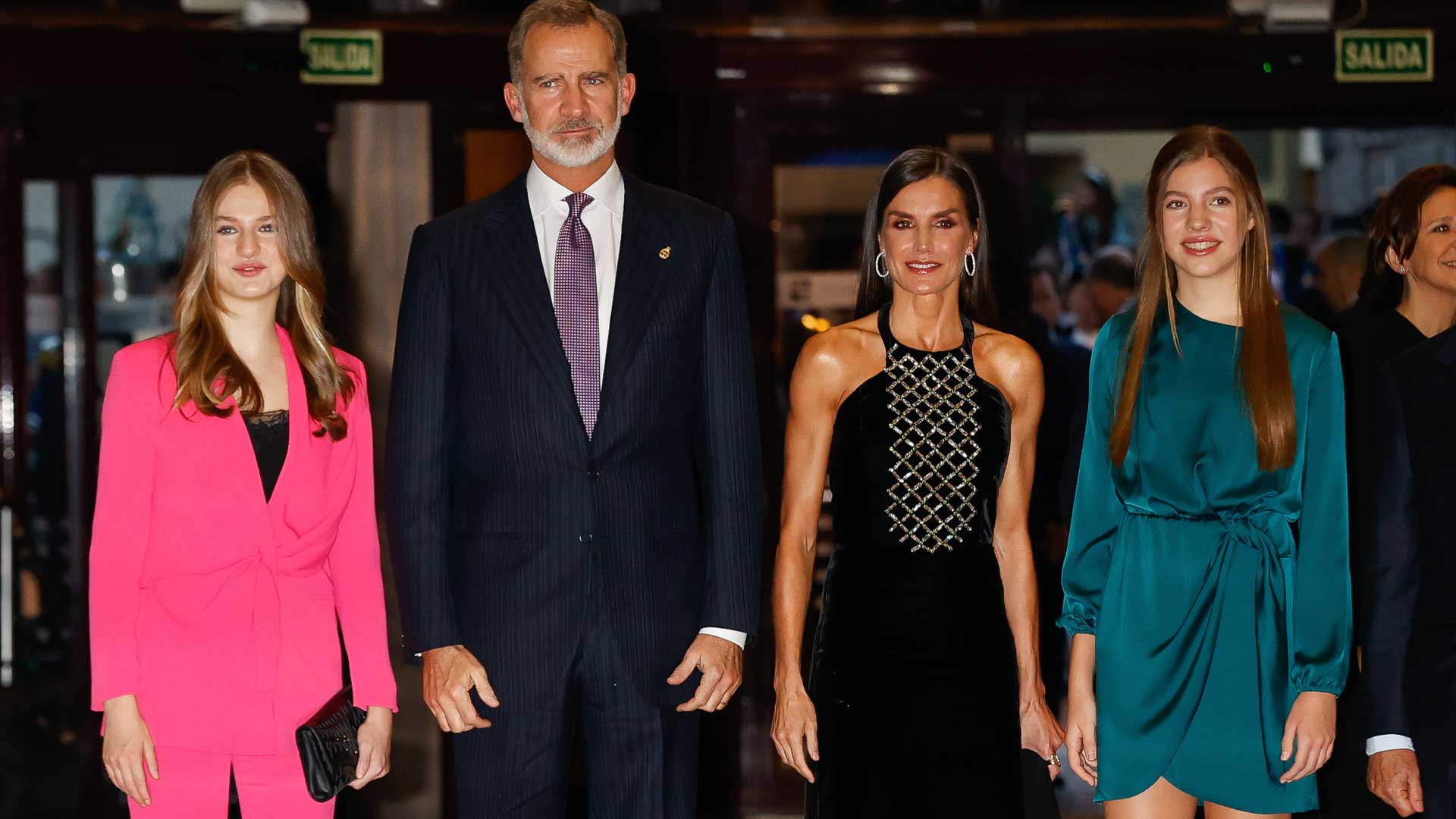 La Reina Letizia y sus hijas pasarán la Nochevieja sin el Rey Felipe: el plan del monarca