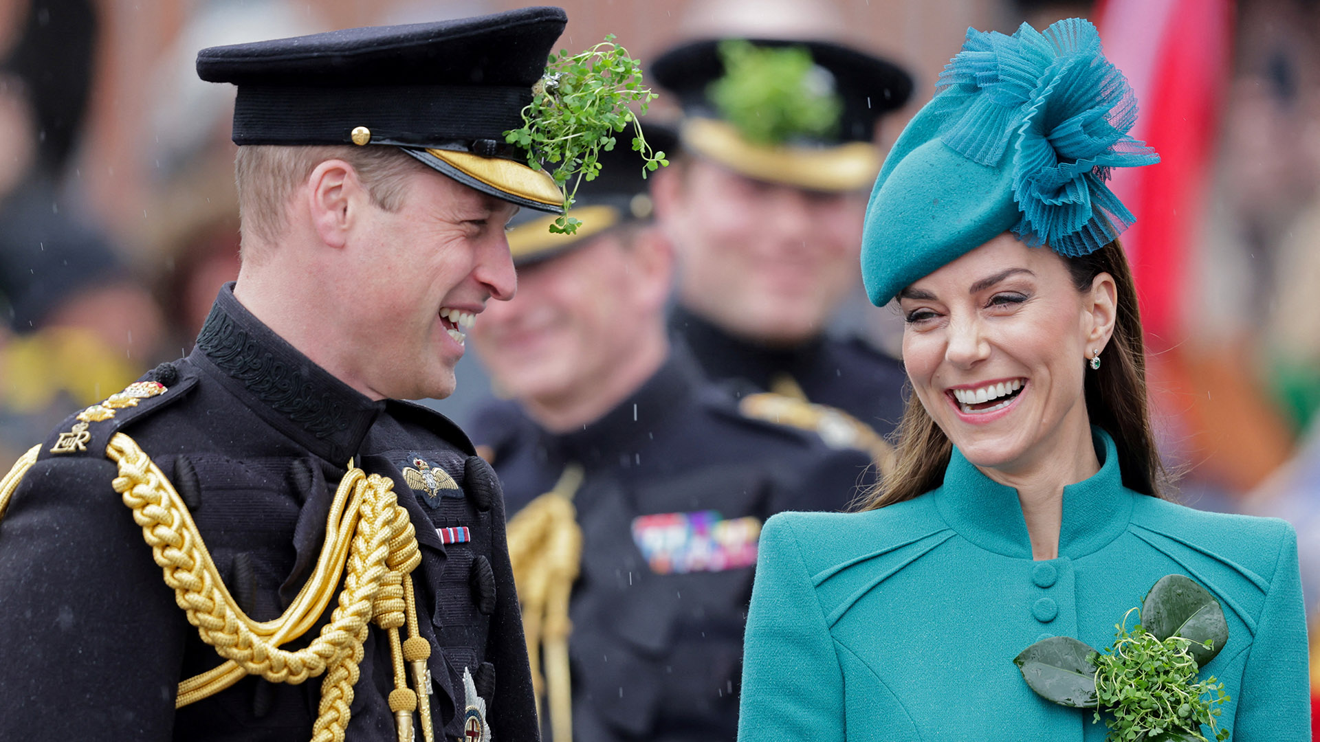 Imagen de Kate Middleton y el príncipe Guillermo, al mal tiempo buena cara en el Día de San Patricio