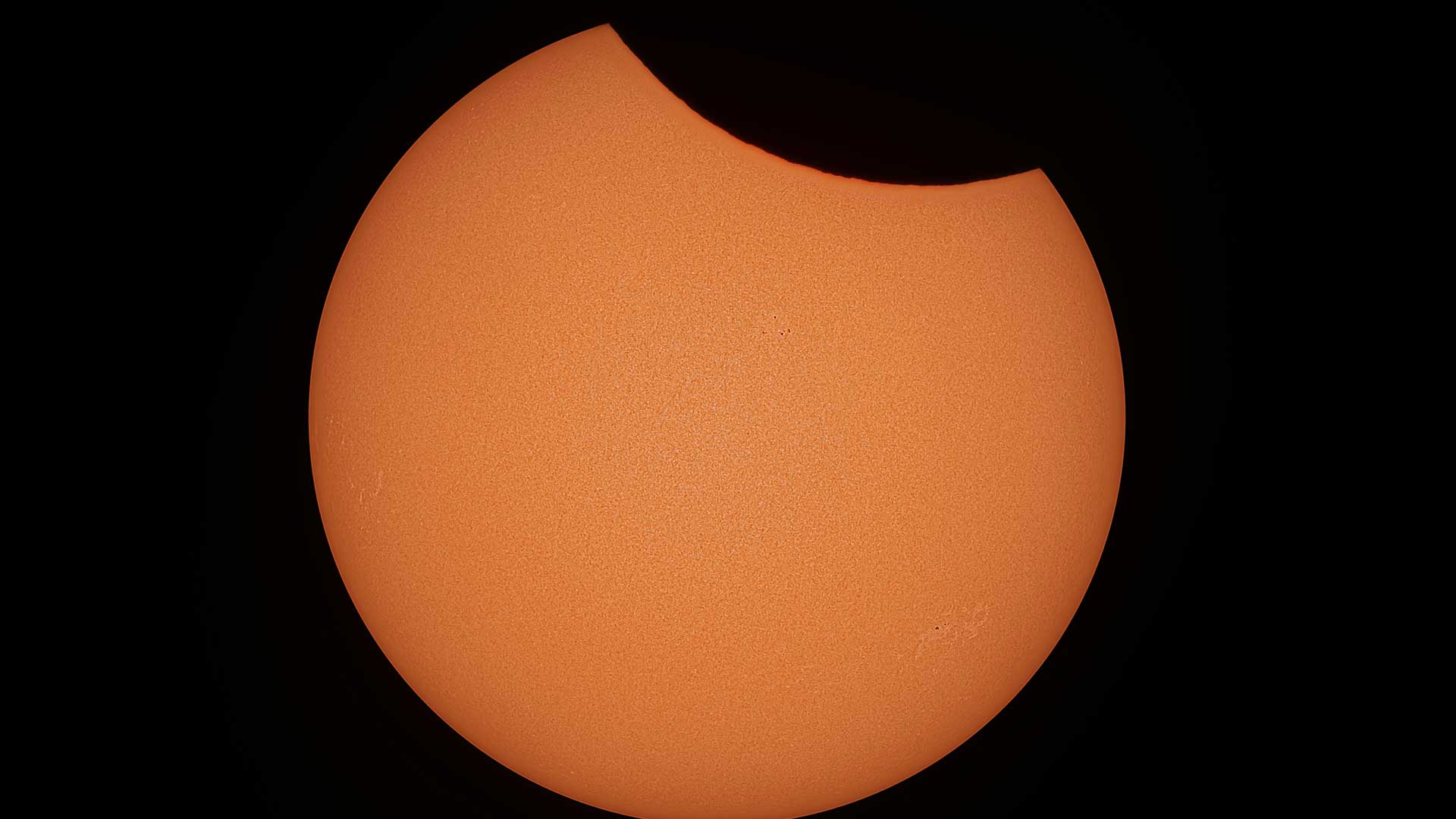 Imagen de Eclipse de sol día 20 de abril: Predicciones signo por signo