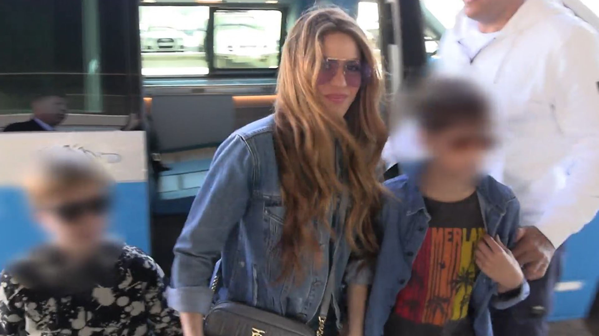 El gesto de Shakira al abandonar definitivamente Barcelona con sus hijos