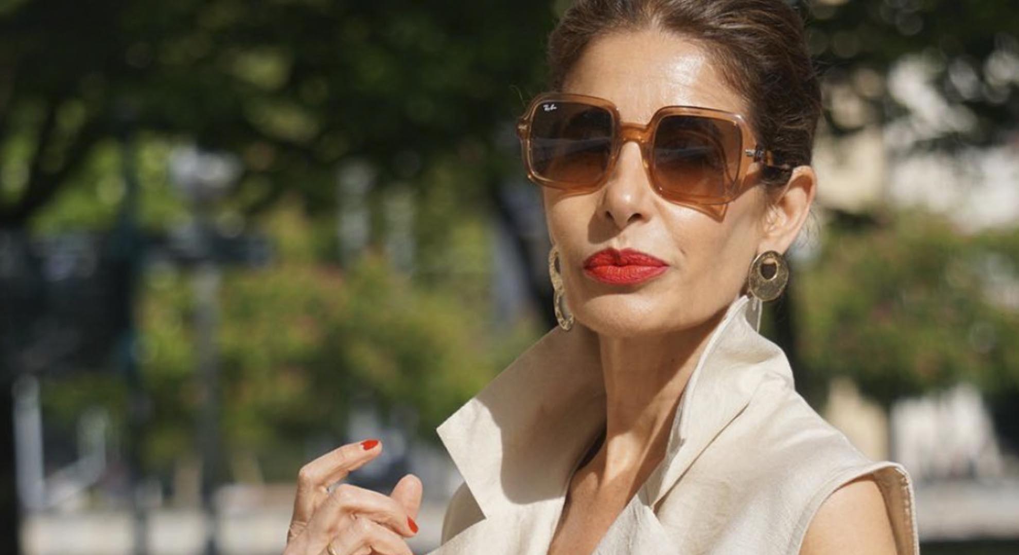 Estilo sin edad: Las prendas de lino son el secreto de las mujeres mayores de 50 para lucir elegantes en verano