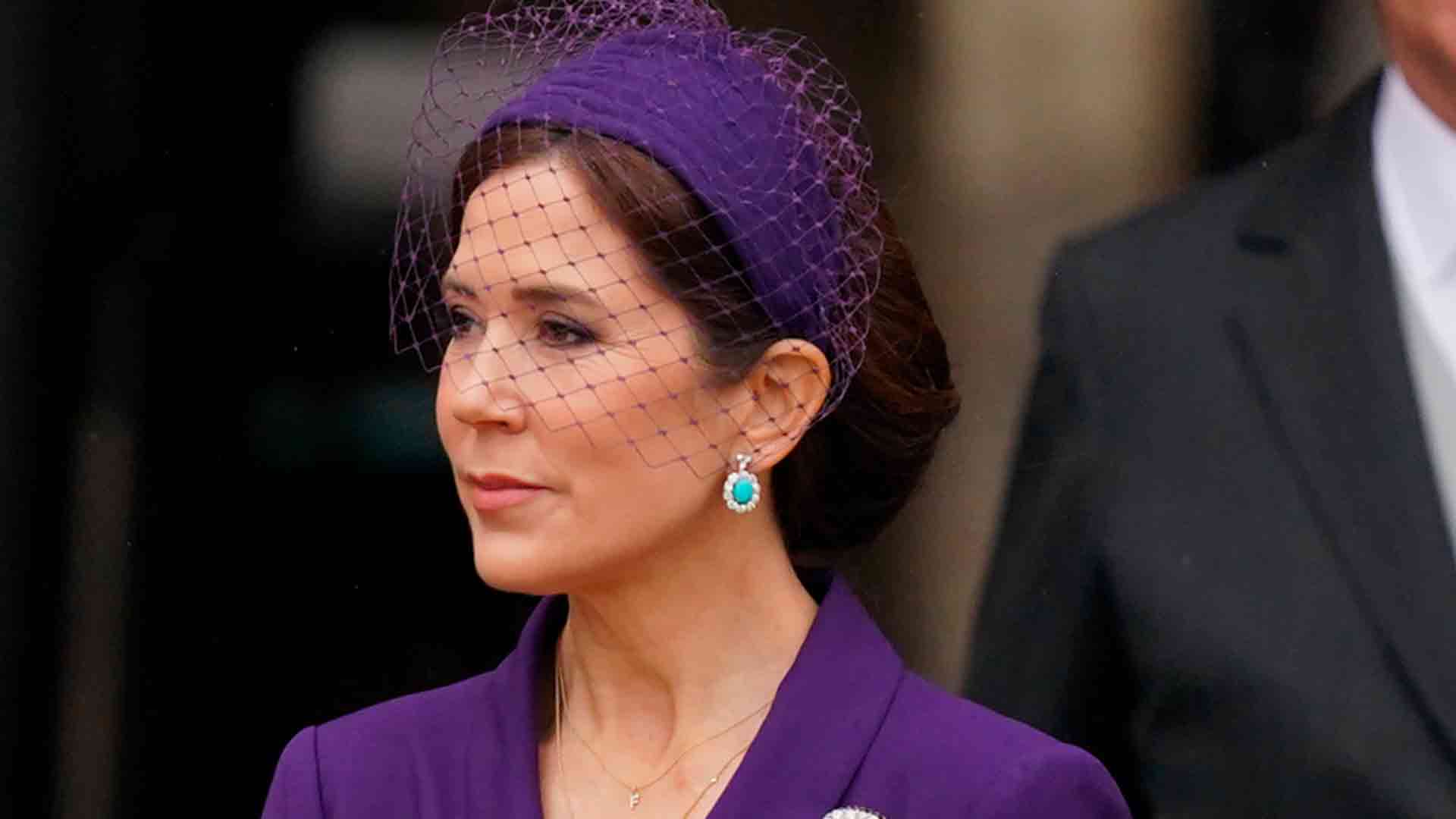 Los mejores y peores looks de las royals (y no royals) en la coronación de Carlos III