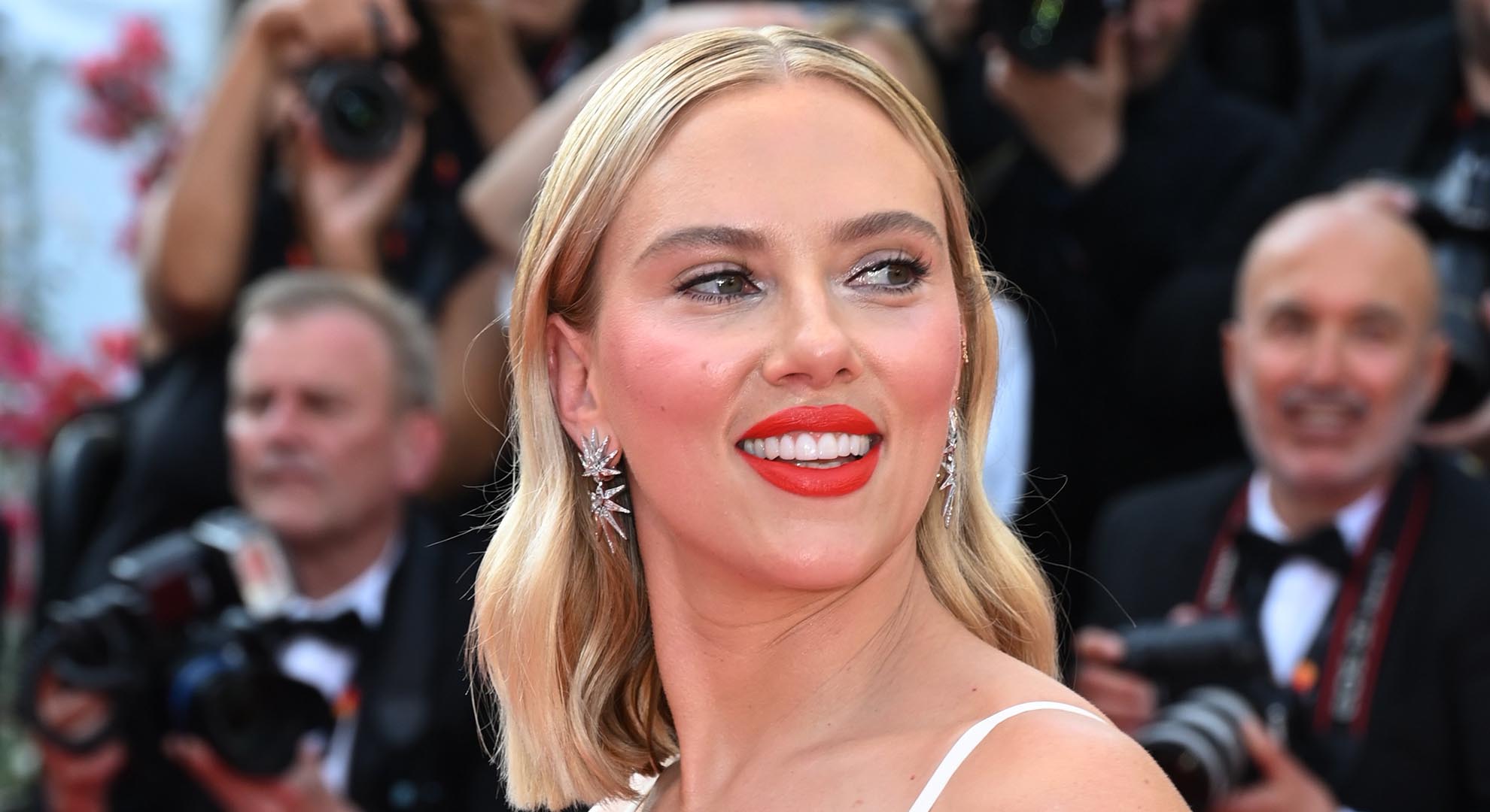 Imagen de Scarlett Johansson ilumina el Festival de Cannes con un vestido de ensueño