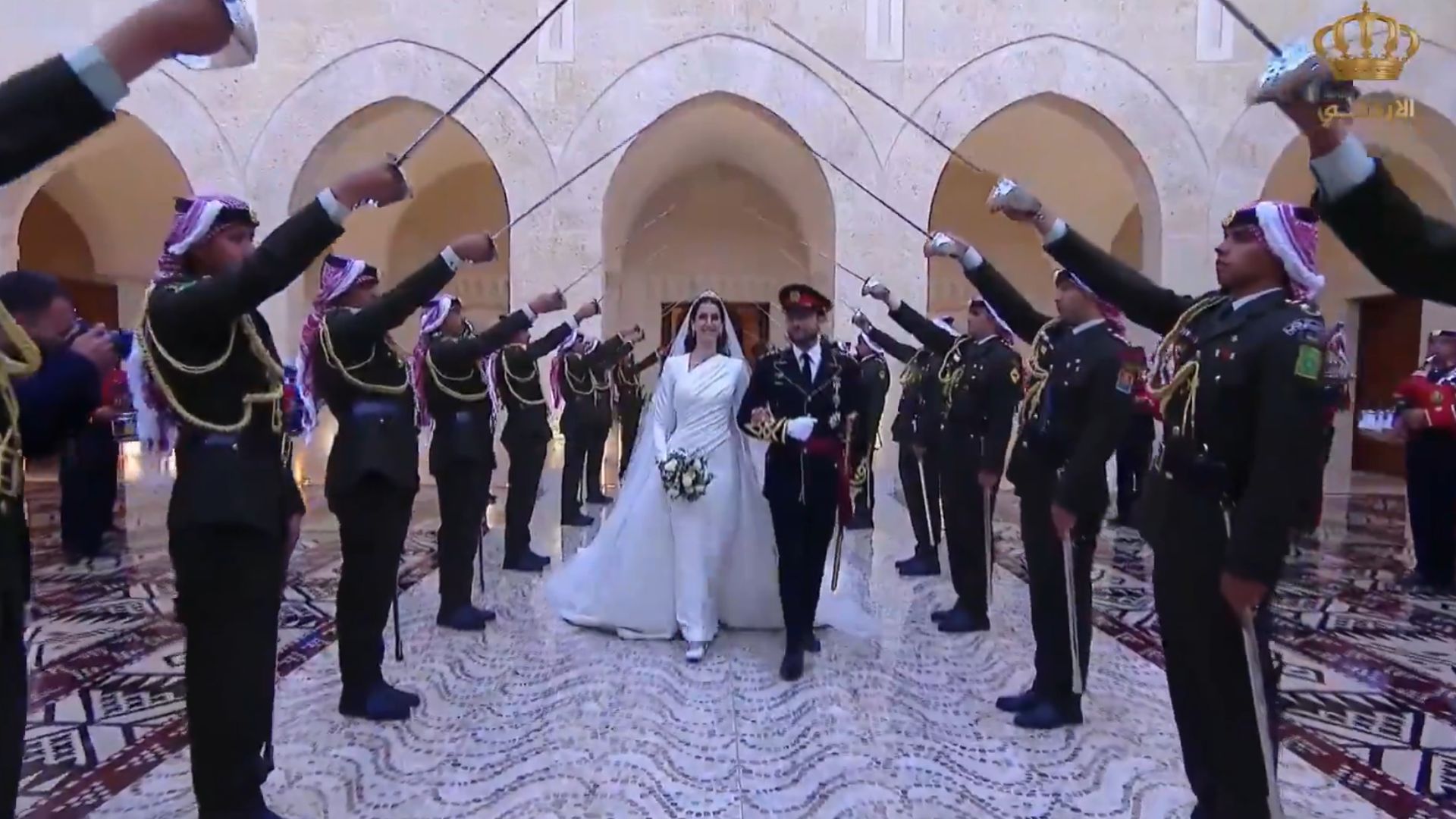 La espectacular fiesta árabe de la boda de Hussein y Rajwa: las mejores imágenes