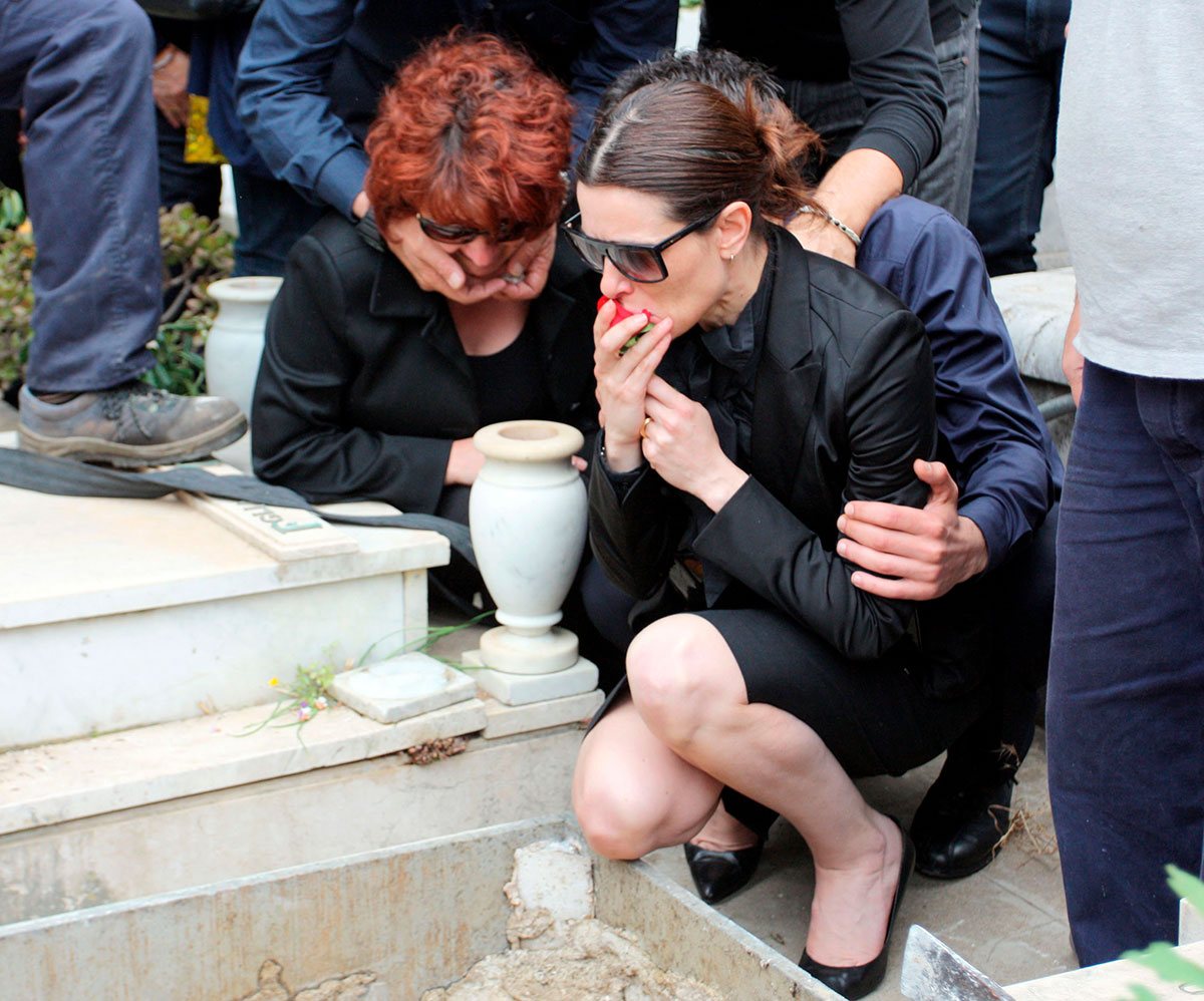 Raquel Sánchez Silva en el funeral de Mario Biondo